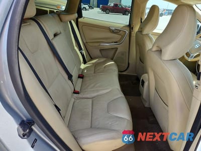 Zdjęcie 10 z 12 samochodu: 2013 VOLVO XC60 3.2 VIN:YV4952DL8D2383010 - miniatura