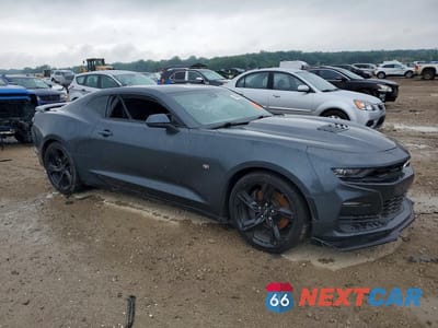 Czwarte zdjęcie samochodu z boku: 2021 CHEVROLET CAMARO SS VIN:1G1FH1R7XM0109945 - miniatura