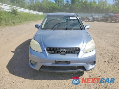 Piąte zdjęcie samochodu w środku: 2005 TOYOTA COROLLA MATRIX XR VIN:2T1KR32E65C371914 - miniatura