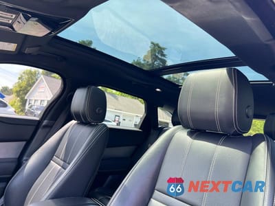 Zdjęcie 9 z 10 samochodu: 2021 LAND ROVER RANGE ROVER VELAR R-DYNAMIC S VIN:SALYT2EX7MA311302 - miniatura