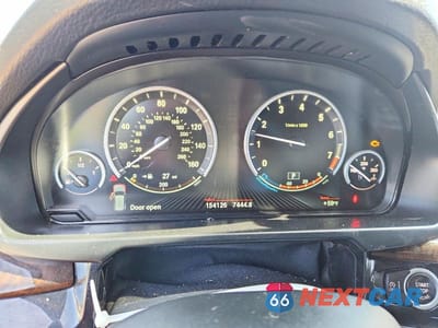 Zdjęcie 9 z 13 samochodu: 2015 BMW X5 XDRIVE50I VIN:5UXKR6C51F0J77611 - miniatura