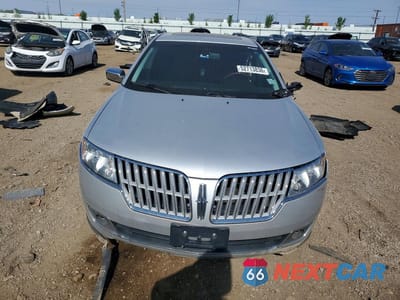 Piąte zdjęcie samochodu w środku: 2010 LINCOLN MKZ VIN:3LNHL2JC6AR627118 - miniatura