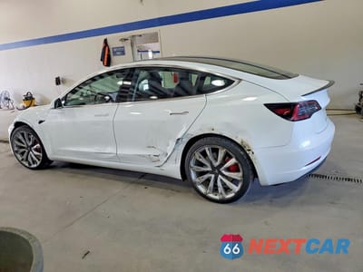 Drugie zdjęcie samochodu z przodu: 2018 TESLA MODEL 3 VIN:5YJ3E1EB1JF072570 - miniatura