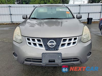 Piąte zdjęcie samochodu w środku: 2011 NISSAN ROGUE S VIN:JN8AS5MV9BW276425 - miniatura