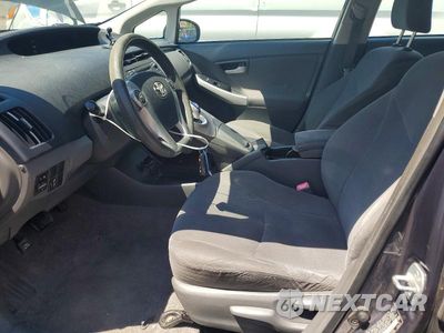 Zdjęcie 7 z 12 samochodu: 2011 TOYOTA PRIUS TWO VIN:JTDKN3DU5B5304469 - miniatura