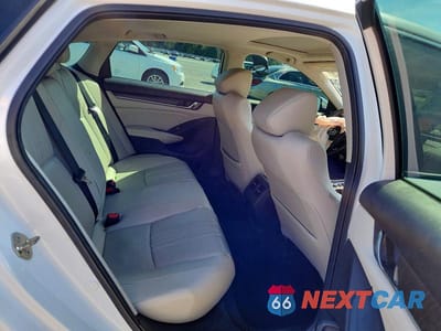 Zdjęcie 10 z 12 samochodu: 2019 HONDA ACCORD EXL VIN:1HGCV1F52KA132215 - miniatura