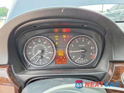 Zdjęcie 9 z 12 samochodu: 2011 BMW 328 XI SULEV VIN:WBAPK5G58BNN80124 - miniatura