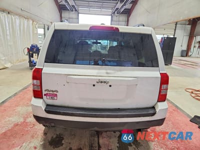 Zdjęcie 6 z 13 samochodu: 2016 JEEP PATRIOT SPORT VIN:1C4NJRBB2GD668925 - miniatura