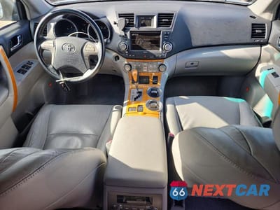 Zdjęcie 8 z 13 samochodu: 2010 TOYOTA HIGHLANDER HYBRID LIMITED VIN:JTEJW3EH3A2048015 - miniatura