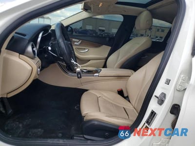 Zdjęcie 7 z 12 samochodu: 2019 MERCEDES-BENZ C 300 4MATIC VIN:55SWF8EB6KU298526 - miniatura