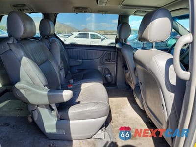 Zdjęcie 10 z 12 samochodu: 2008 TOYOTA SIENNA XLE VIN:5TDBK22C78S021197 - miniatura