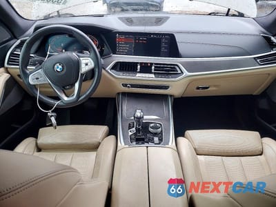 Zdjęcie 8 z 14 samochodu: 2021 BMW X7 XDRIVE40I VIN:5UXCW2C00M9G06579 - miniatura