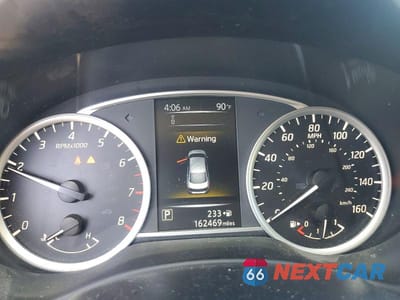Zdjęcie 9 z 13 samochodu: 2018 NISSAN SENTRA S VIN:3N1AB7AP3JY317834 - miniatura