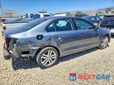 Trzecie zdjęcie samochodu z tyłu: 2015 VOLKSWAGEN JETTA SEL VIN:3VWL17AJ9FM357433 - miniatura