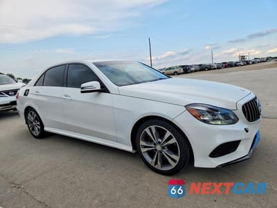 Czwarte zdjęcie samochodu z boku: 2015 MERCEDES-BENZ E 350 VIN:WDDHF5KB8FB084813 - miniatura