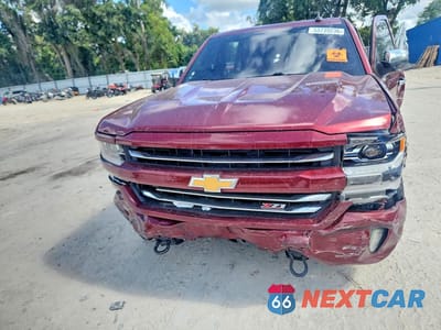 Piąte zdjęcie samochodu w środku: 2017 CHEVROLET SILVERADO K1500 LTZ VIN:3GCUKSEC0HG360077 - miniatura
