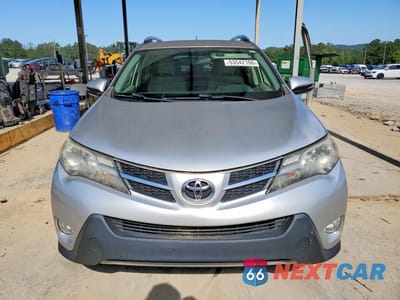 Piąte zdjęcie samochodu w środku: 2013 TOYOTA RAV4 XLE VIN:JTMWFREV3D5011844 - miniatura