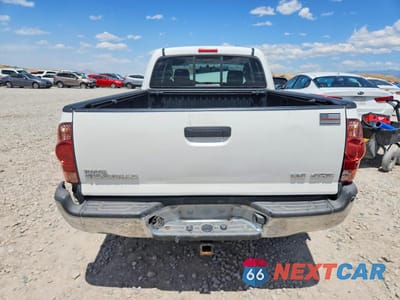 Zdjęcie 6 z 12 samochodu: 2006 TOYOTA TACOMA ACCESS CAB VIN:5TEUU42N26Z309905 - miniatura