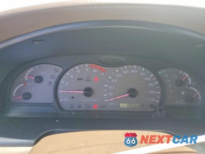 Zdjęcie 9 z 13 samochodu: 2004 TOYOTA SEQUOIA SR5 VIN:5TDZT34A84S233985 - miniatura