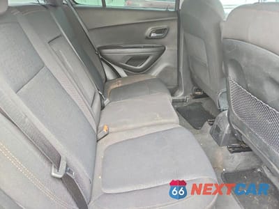 Zdjęcie 10 z 13 samochodu: 2018 CHEVROLET TRAX LS VIN:3GNCJKSB9JL370699 - miniatura