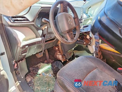 Zdjęcie 8 z 12 samochodu: 2022 TOYOTA SIENNA LE VIN:5TDKSKFC6NS061311 - miniatura