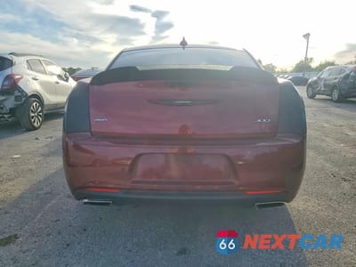 Zdjęcie 6 z 12 samochodu: 2018 CHRYSLER 300 S VIN:2C3CCAGG8JH302358 - miniatura