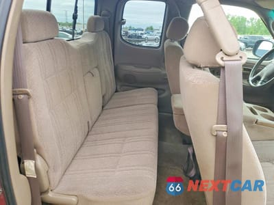 Zdjęcie 10 z 12 samochodu: 2002 TOYOTA TUNDRA SR5 V8 VIN:5TBRT34182S229389 - miniatura