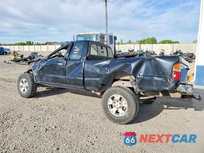 Drugie zdjęcie samochodu z przodu: 1998 TOYOTA TACOMA VIN:4TAWN72N4WZ157415 - miniatura