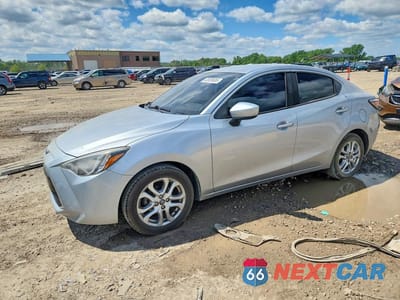 2018 TOYOTA YARIS IA BASE 3MYDLBYV6JY321621 - główne zdjęcie licytacji z USA - miniatura