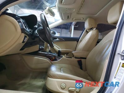 Zdjęcie 7 z 12 samochodu: 2012 AUDI A6 VIN:WAUBGAFC4CN006836 - miniatura