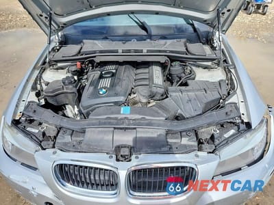 Zdjęcie 11 z 12 samochodu: 2011 BMW 328 I VIN:WBAPH7G52BNM55548 - miniatura