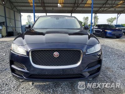 Piąte zdjęcie samochodu w środku: 2020 JAGUAR F-PACE PREMIUM VIN:SADCJ2FX4LA646915 - miniatura