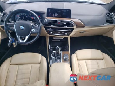 Zdjęcie 8 z 13 samochodu: 2018 BMW X3 XDRIVE30I VIN:5UXTR9C51JLC69348 - miniatura