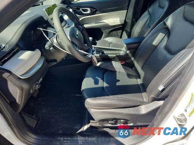 Zdjęcie 7 z 14 samochodu: 2025 JEEP COMPASS LIMITED VIN:3C4NJDCN3ST619389 - miniatura