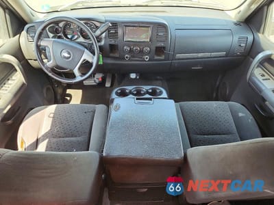 Zdjęcie 8 z 12 samochodu: 2008 CHEVROLET SILVERADO C1500 VIN:1GCEC19J38E130853 - miniatura