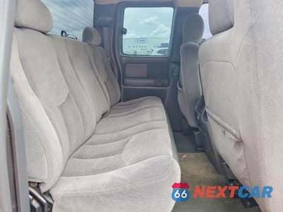 Zdjęcie 10 z 13 samochodu: 2004 GMC NEW SIERRA C1500 VIN:2GTEC19T541216159 - miniatura