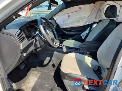 Zdjęcie 7 z 12 samochodu: 2021 VOLKSWAGEN JETTA S VIN:3VWC57BU9MM080471 - miniatura