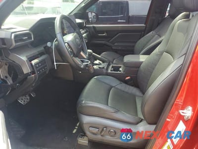 Zdjęcie 7 z 12 samochodu: 2024 TOYOTA TACOMA TRD SPORT VIN:3TYKB5FN0RT015776 - miniatura