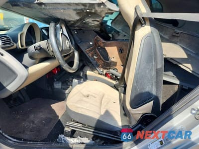 Zdjęcie 7 z 12 samochodu: 2009 SMART FORTWO PURE VIN:WMEEJ31X69K272703 - miniatura