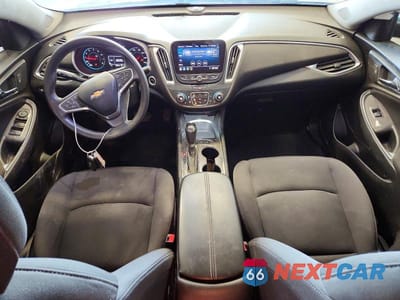 Zdjęcie 8 z 12 samochodu: 2019 CHEVROLET MALIBU LT VIN:1G1ZD5ST1KF176354 - miniatura