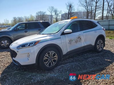 2020 FORD ESCAPE SEL 1FMCU9H69LUB73457 - główne zdjęcie licytacji z USA - miniatura