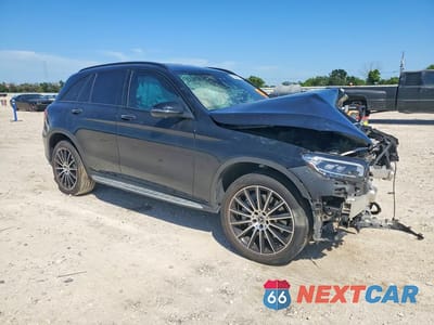 Czwarte zdjęcie samochodu z boku: 2022 MERCEDES-BENZ GLC 300 VIN:W1N0G8DB5NG071305 - miniatura