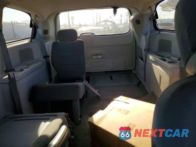 Zdjęcie 10 z 13 samochodu: 2010 CHRYSLER TOWN & COUNTRY TOURING VIN:2A4RR5D19AR347454 - miniatura