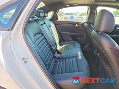 Zdjęcie 10 z 13 samochodu: 2023 KIA FORTE GT VIN:3KPF44AC8PE538221 - miniatura