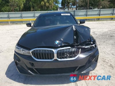 Piąte zdjęcie samochodu w środku: 2023 BMW 330I VIN:3MW69FF08P8D25597 - miniatura