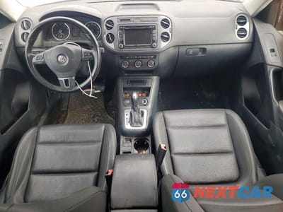 Zdjęcie 8 z 14 samochodu: 2014 VOLKSWAGEN TIGUAN S VIN:WVGBV3AX0EW580132 - miniatura