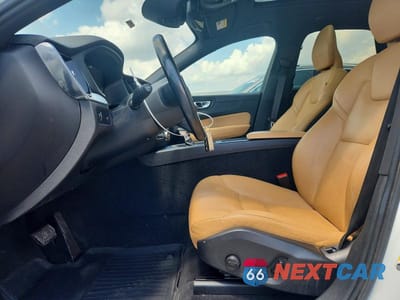 Zdjęcie 7 z 13 samochodu: 2019 VOLVO XC60 T6 VIN:YV4A22RK1K1348317 - miniatura