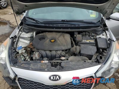Zdjęcie 11 z 12 samochodu: 2014 KIA FORTE LX VIN:KNAFX4A66E5063322 - miniatura
