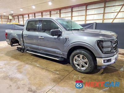 Czwarte zdjęcie samochodu z boku: 2024 FORD F-150 VIN:1FTFW3LDXRFA63058 - miniatura