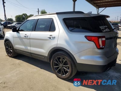 Drugie zdjęcie samochodu z przodu: 2017 FORD EXPLORER XLT VIN:1FM5K7D83HGE12498 - miniatura